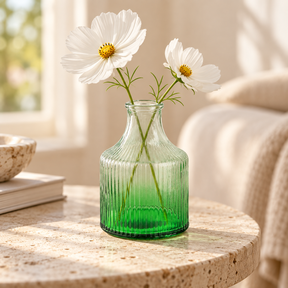 Gradient Ribbed Glass Flower Vase – Decorative Bud Vase for Wedding Centerpieces, Tables and Home Décor