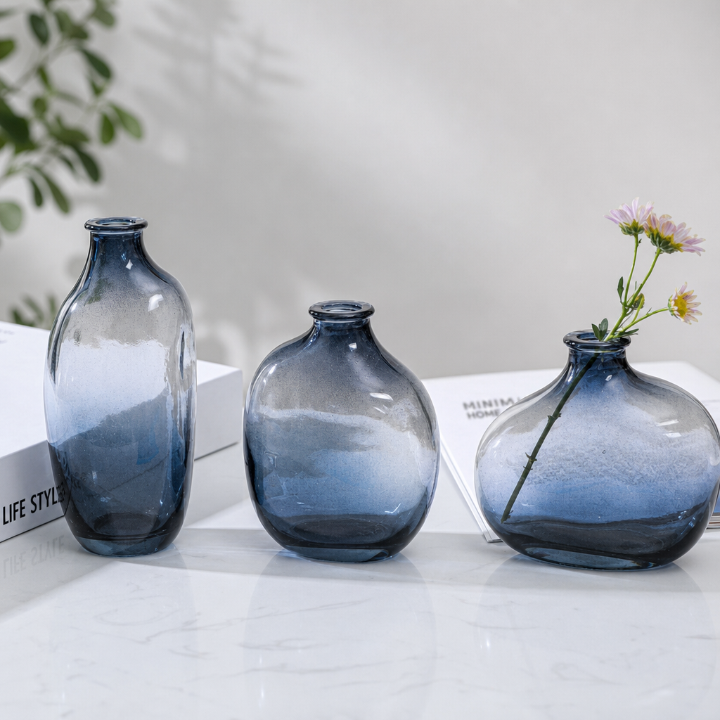 Simple Glass Bud Vase for Hydroponic Plants