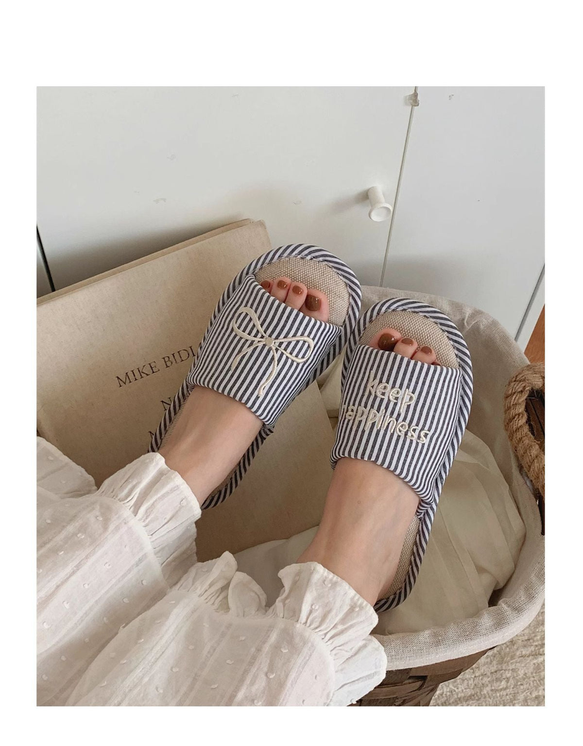 Striped Linen Open Toe House Slippers, Lightweight Indoor Slides with Non-Slip PVC Sole