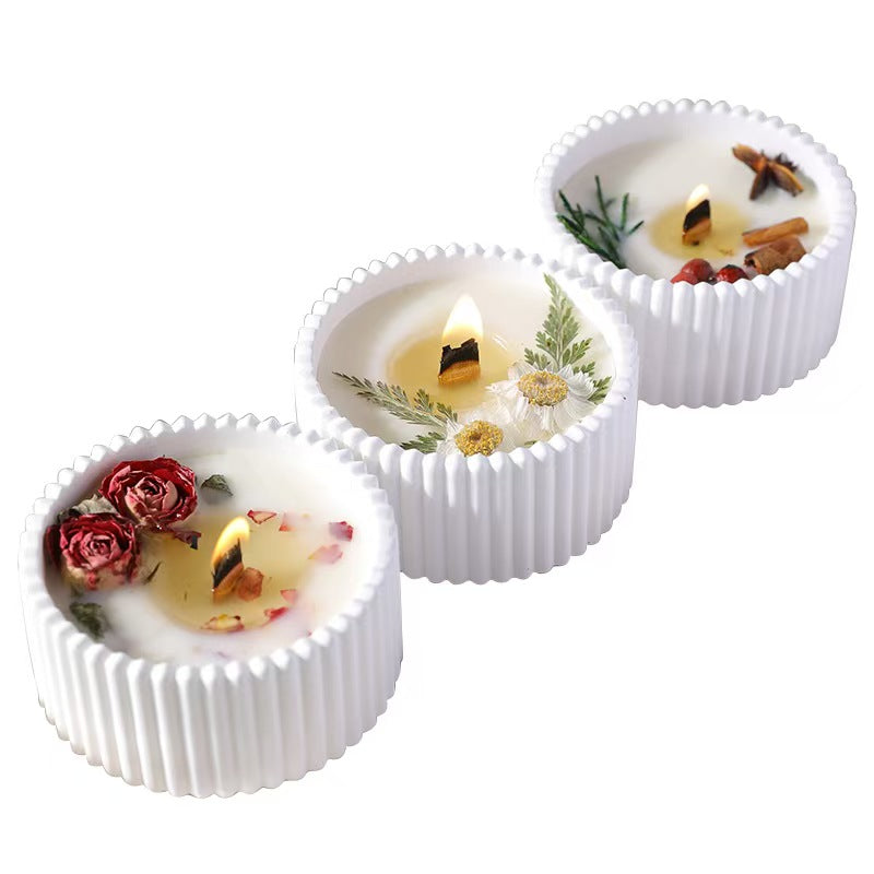 Dried Flower Candle in Plaster Cup
