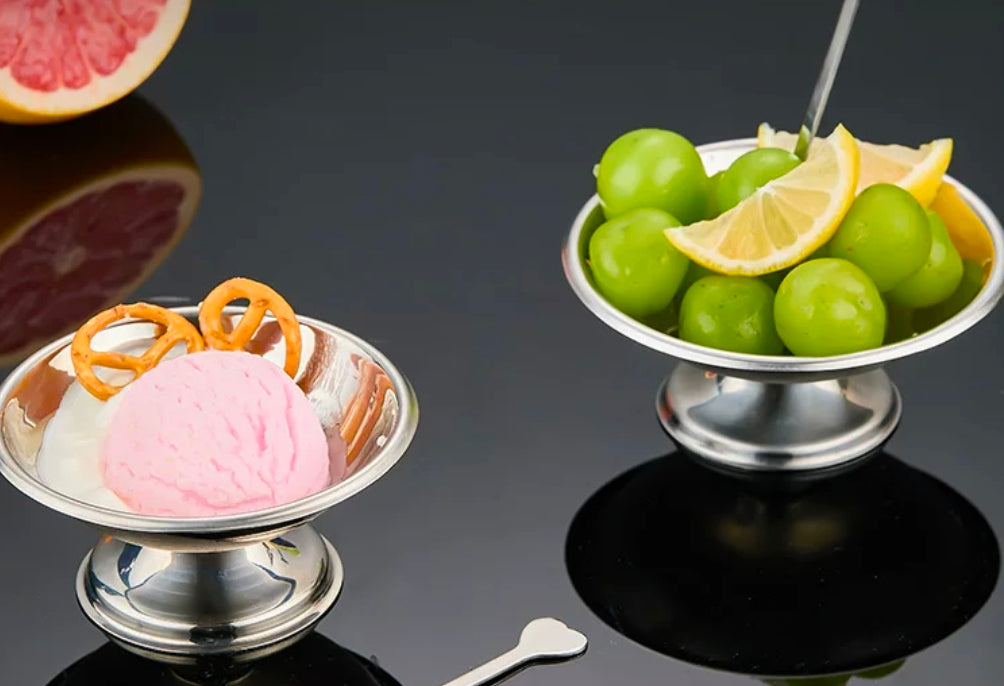 Stainless Steel Pedestal Dessert Cup, Round Footed Ice Cream Bowl for Bar and Cafe