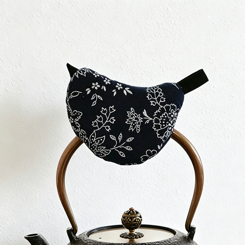Bird Fabric Pot Handle Cover - Floral Padded Kitchen Handle Protector for Teapot & Pan
