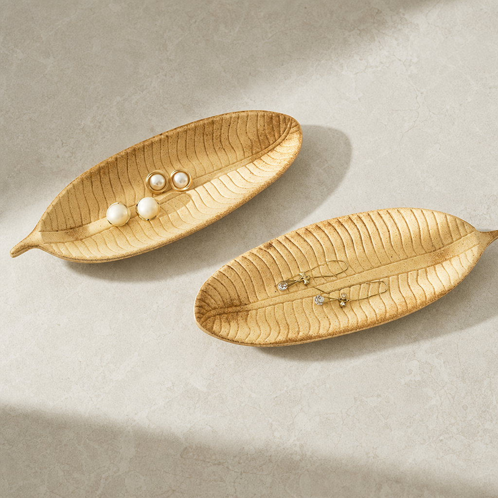 Leaf-Shaped Jewelry Tray – Round Wooden Powder Jewelry Organizer Dish