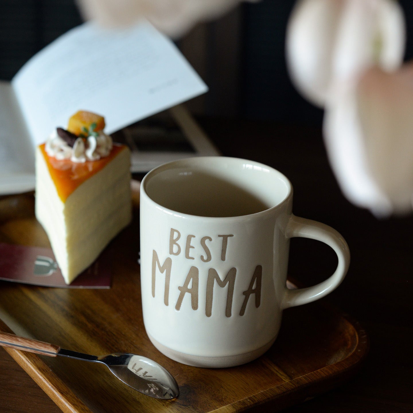 Creative Ceramic Mug – Trendy Design Coffee Cup for Home, Office & Everyday Drinks