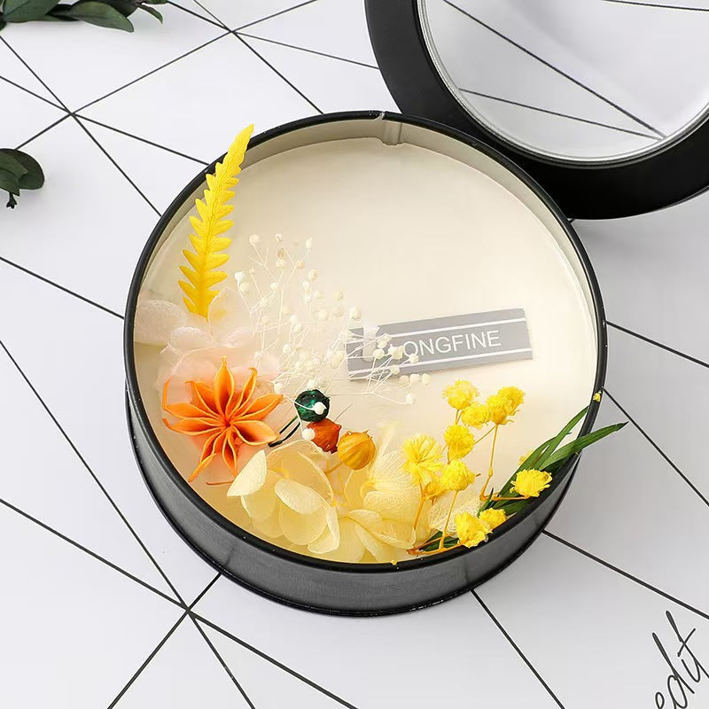 Cylinder Soy Wax Candle with Preserved Flower