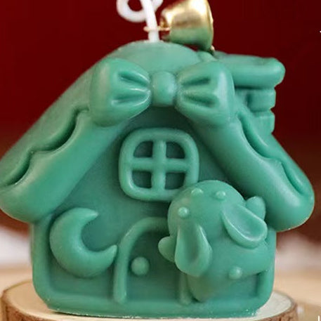 House-Shaped Scented Candle – Handmade Holiday Gift