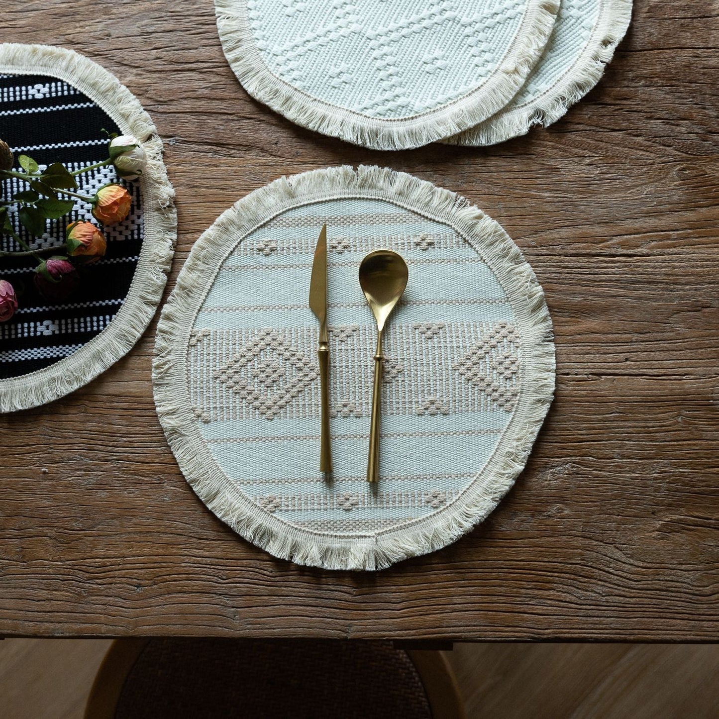 Boho Woven Round Placemat, Farmhouse Heat Resistant Table Mat