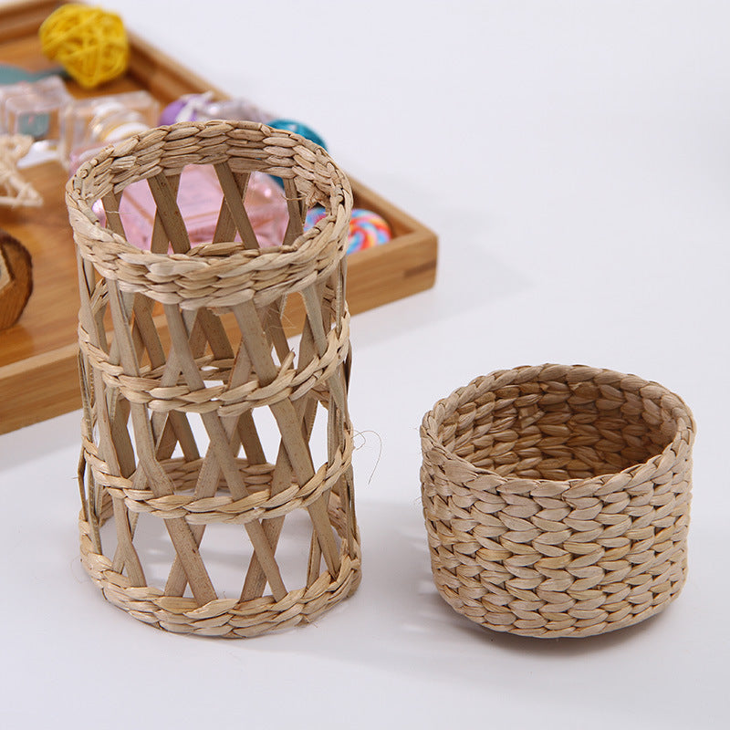 Handwoven Vase Cover – Natural Wicker Decorative Vase Sleeve