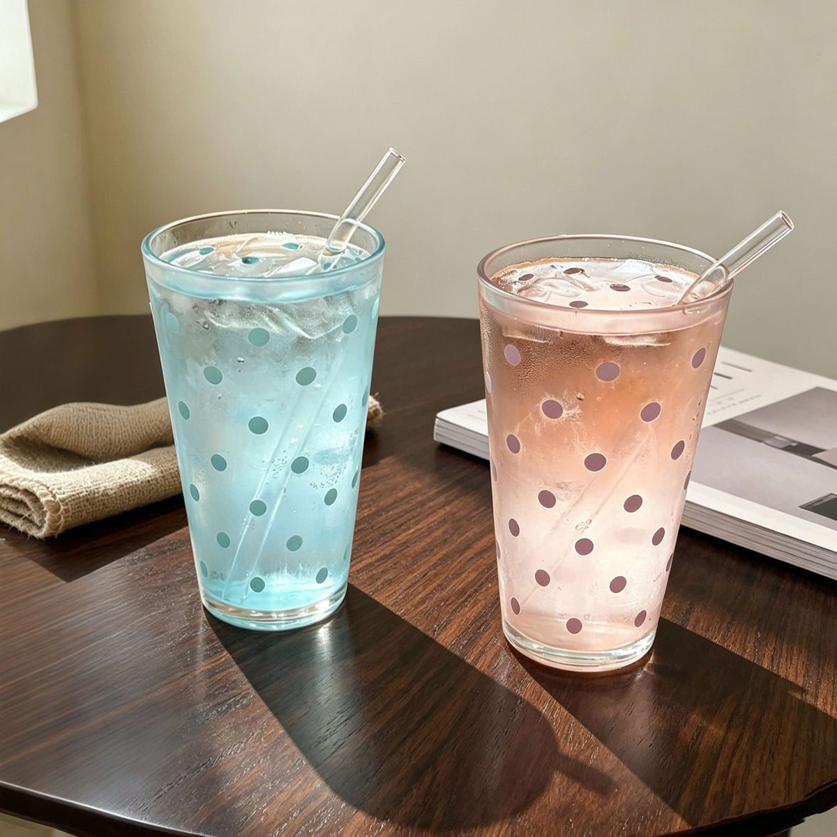 Polka Dot Glass Tumbler – 450ml Clear Drinking Cup with Glass Straw for Iced Coffee, Juice, Soda & Cold Drinks