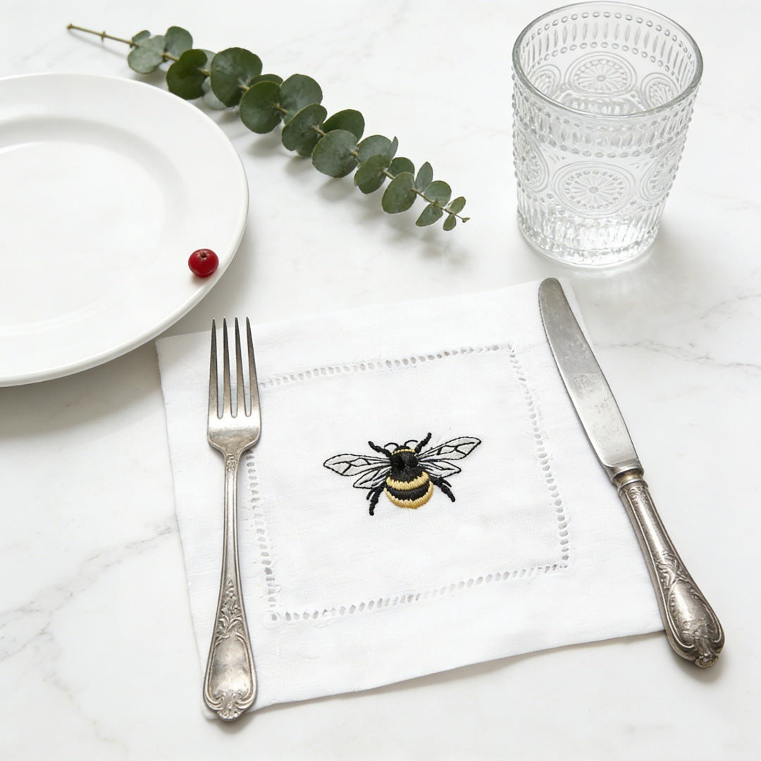 Bee Embroidered Linen Napkin – Decorative Table Linen for Dining & Entertaining