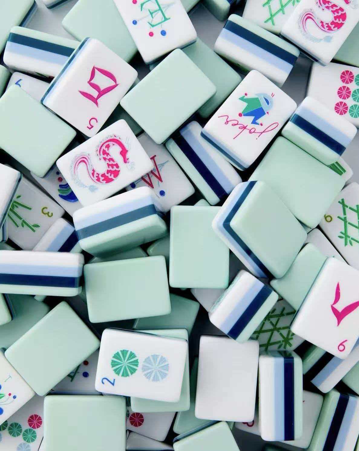 American Mahjong Game Set – Crystal Acrylic Mahjong Tiles