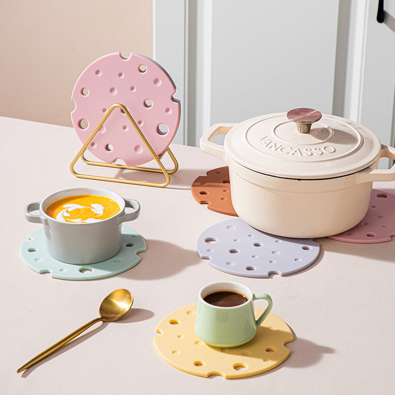 16cm Silicone Cheese-Shaped Trivet - Hot Pans, Bowls, Kitchen Tables, Café & Home Dining