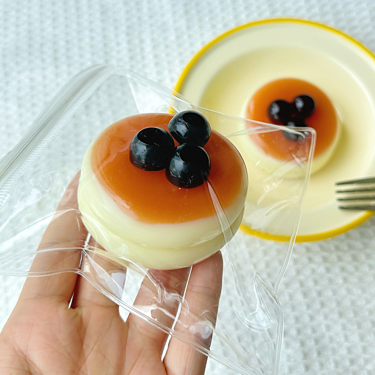 Blueberry Pudding Squishy Toy, Food‑Shaped Slow Rising Stress Relief Fidget Toy