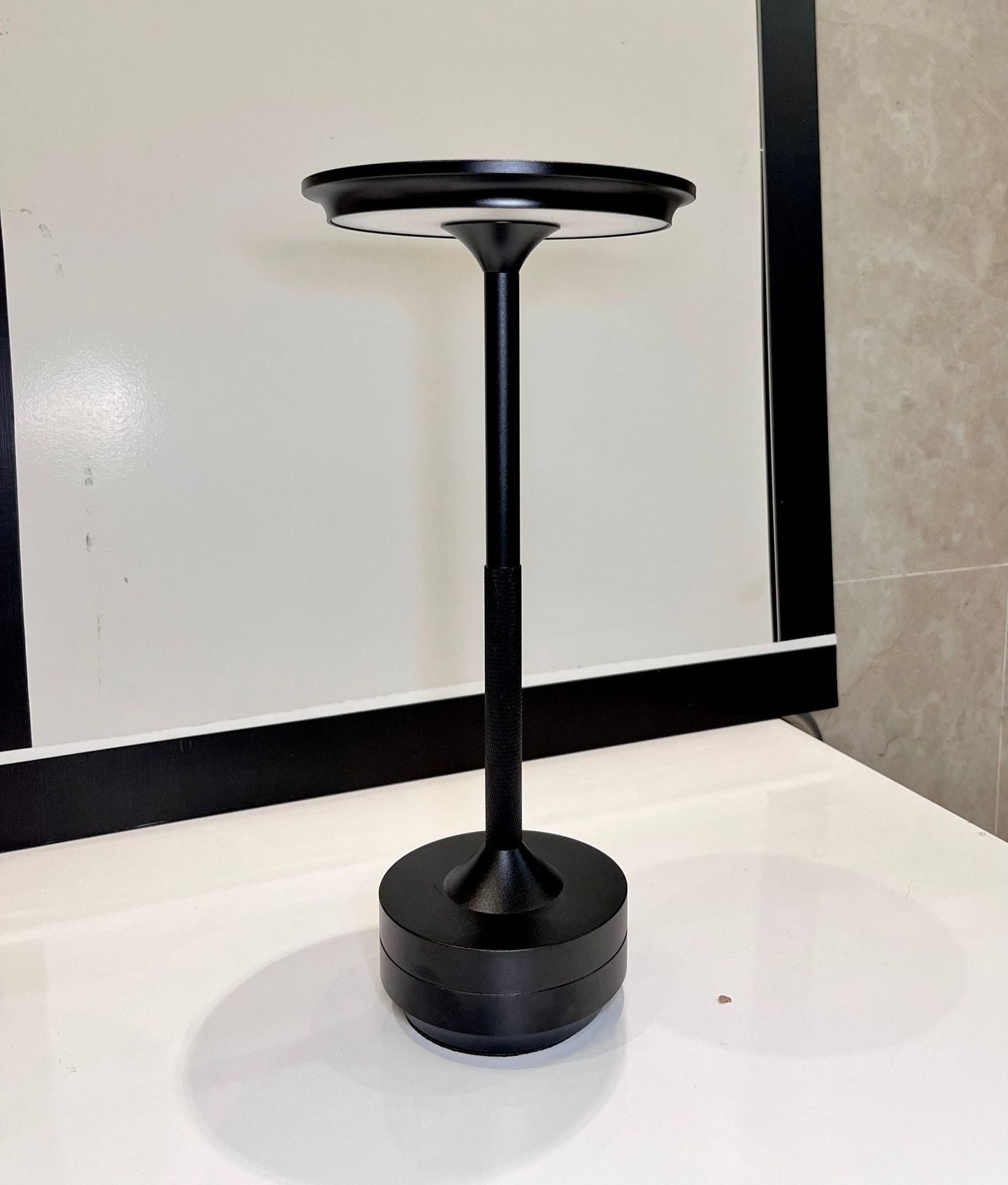 Aluminum Touch Table Lamp – USB Rechargeable Minimalist Desk Light