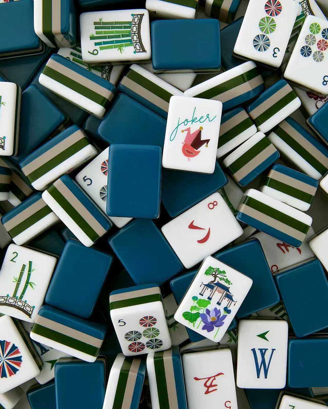 American Mahjong Game Set – Crystal Acrylic Mahjong Tiles