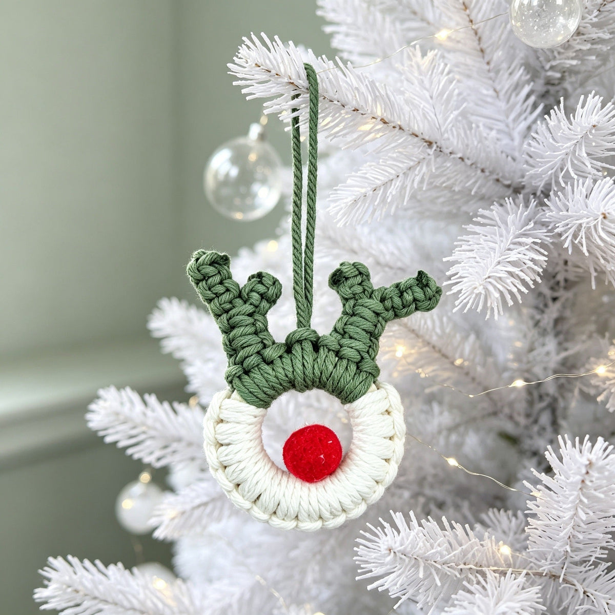 Macrame Reindeer Christmas Ornament – Handmade Cotton Rope Hanging Decoration
