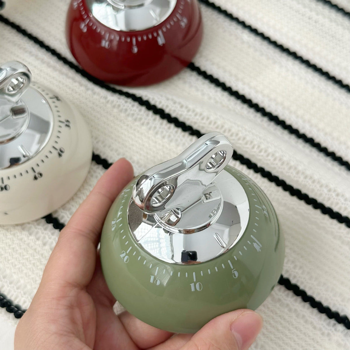 Retro Mechanical Kitchen Timer – 60-Minute Wind-Up Cooking Countdown Timer