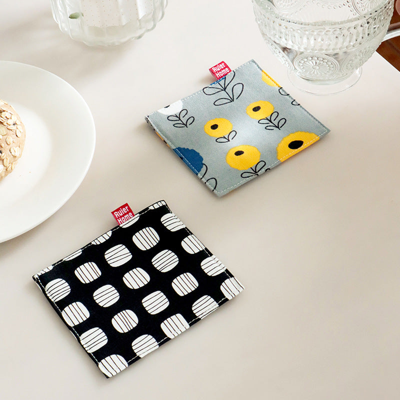 Countryside Floral Print Double Layer Square Fabric Coaster, Heat Resistant Mug and Tea Cup Mat
