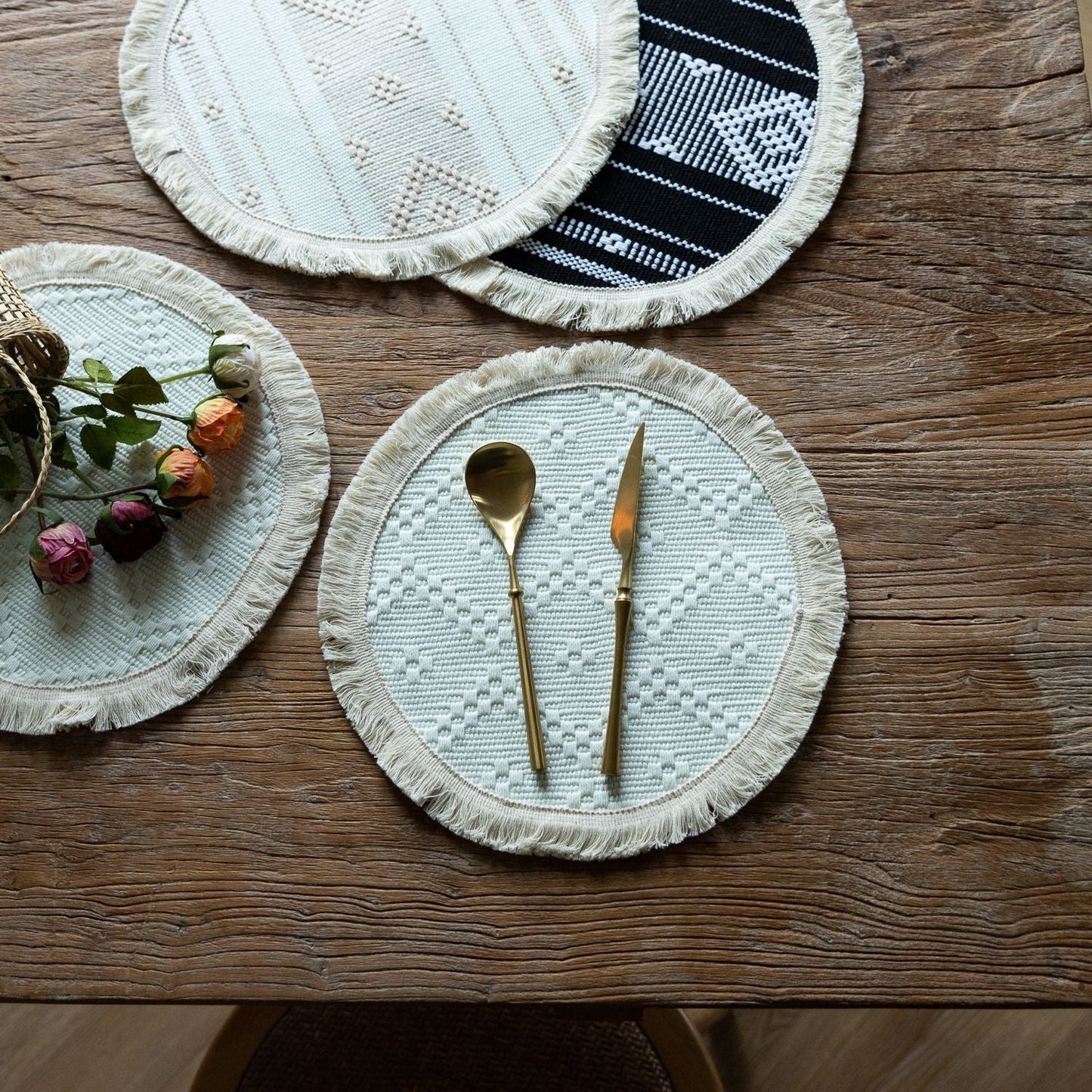 Boho Woven Round Placemat, Farmhouse Heat Resistant Table Mat