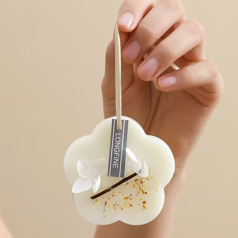Petal Scented Wax Hanging