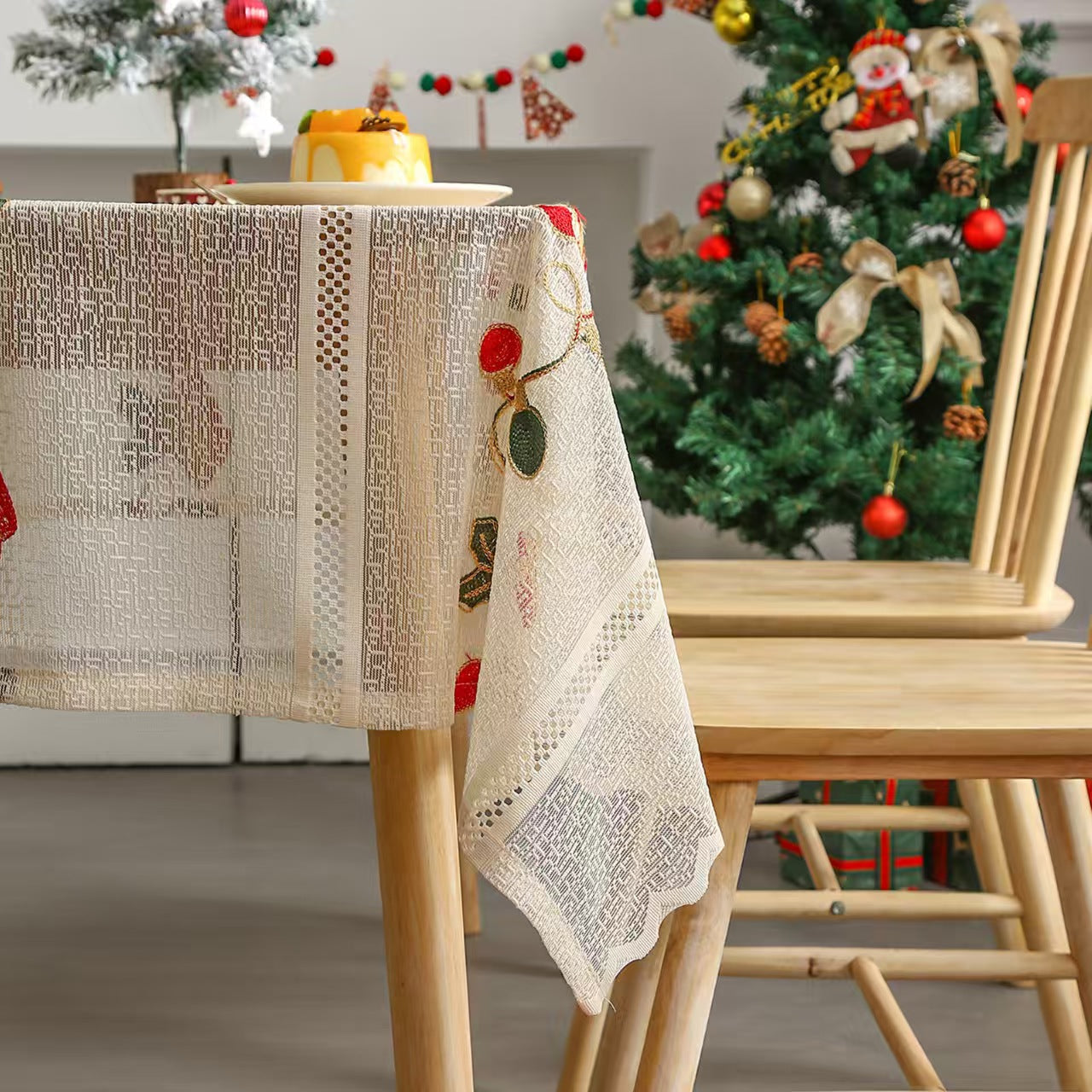 Christmas Lace Tablecloth Polyester Holiday Table Cover
