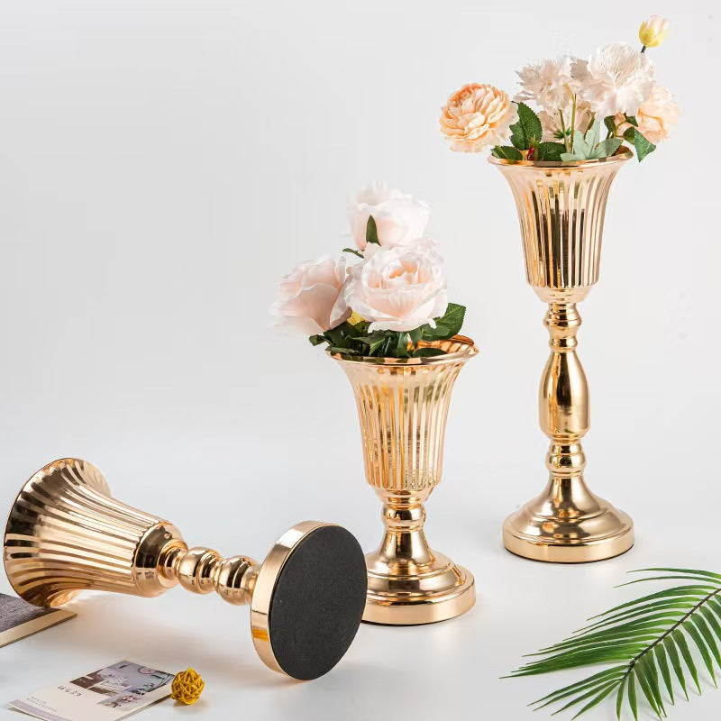 Iron Candleholder Flower Vase Container Metal Decor, Heavy Duty Exquisite Ornament