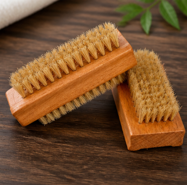 Natural Wooden Pig Bristle Nail Cleaning Brush Exfoliating Hand Scrub Brush Soft Bristle Hand Wash Brush